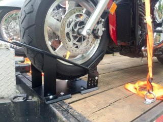 Front Wheel Chock Motorbike Garage & Transport Paddock Stand — image 10